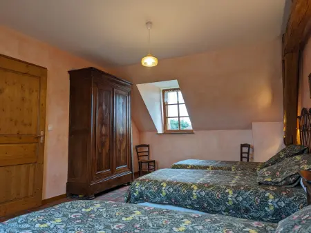 Gîte rural du XVIIè s. à Lorcy, terrasse privée : photo 14