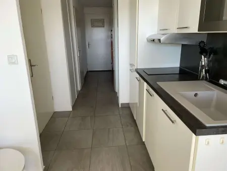 T2 cabine avec jardin et terrasse à 50 m de la plage, Port Camargue : photo 8