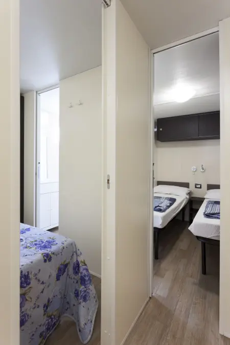 Mobil-home Baia Holiday Gasparina, 25 m² près du lac : photo 9
