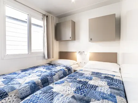 Mobil-home 4 pièces à 20 m de la plage, Peschiera : photo 5