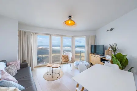 Location appartement à Westende, Studio agréable avec coin nuit et vue sur mer