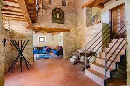 Villa Isabella, Villa à Borgo Pace avec Piscine Privée - Photo 6