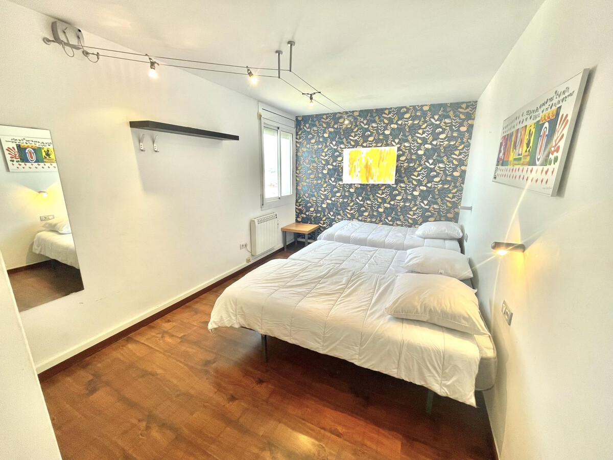 Appartement Roses, terrasse sud, 2 chambres, 500m plage - Photo 13