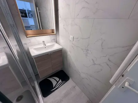 Appartement 2 pièces rénové et climatisé à 50 m de la plage, Port Camargue : photo 13