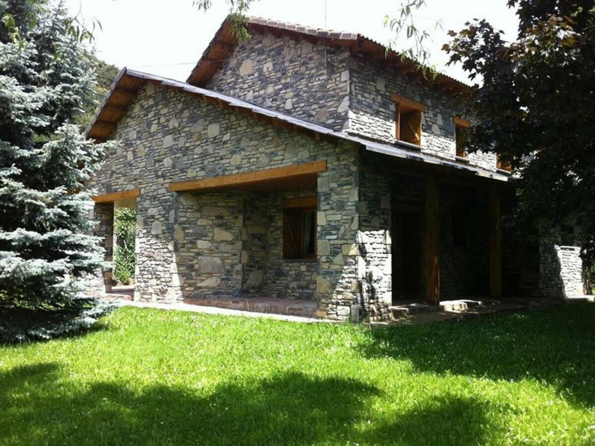 Villa 3 chambres avec jardin de 650m² à Villanúa - Photo 1