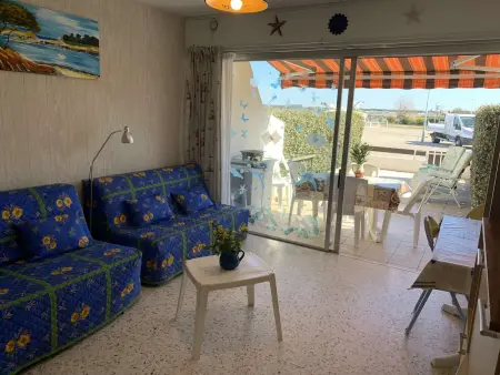 Studio cabine avec terrasse face à la plage, Port Camargue : photo 5