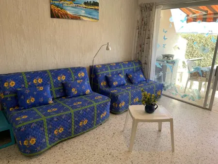 Studio cabine avec terrasse face à la plage, Port Camargue : photo 6