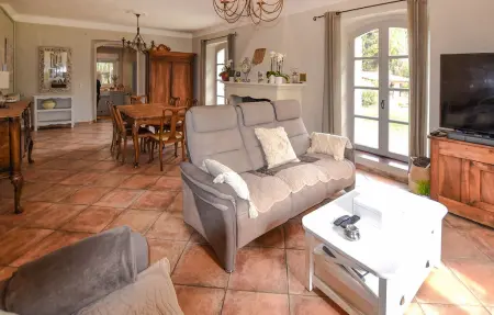 Maison 5 personnes à Entraigues sur la Sorg - Photo 4