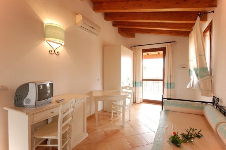 Studio Baia dei Mirti à 800 m de la plage de Vignola Mare - Photo 12