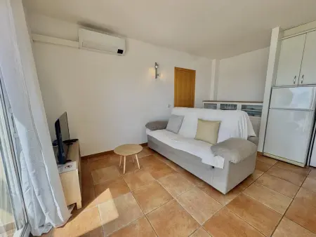 Appartement 4 pers. Roses : terrasse vue baie, piscine : photo 12