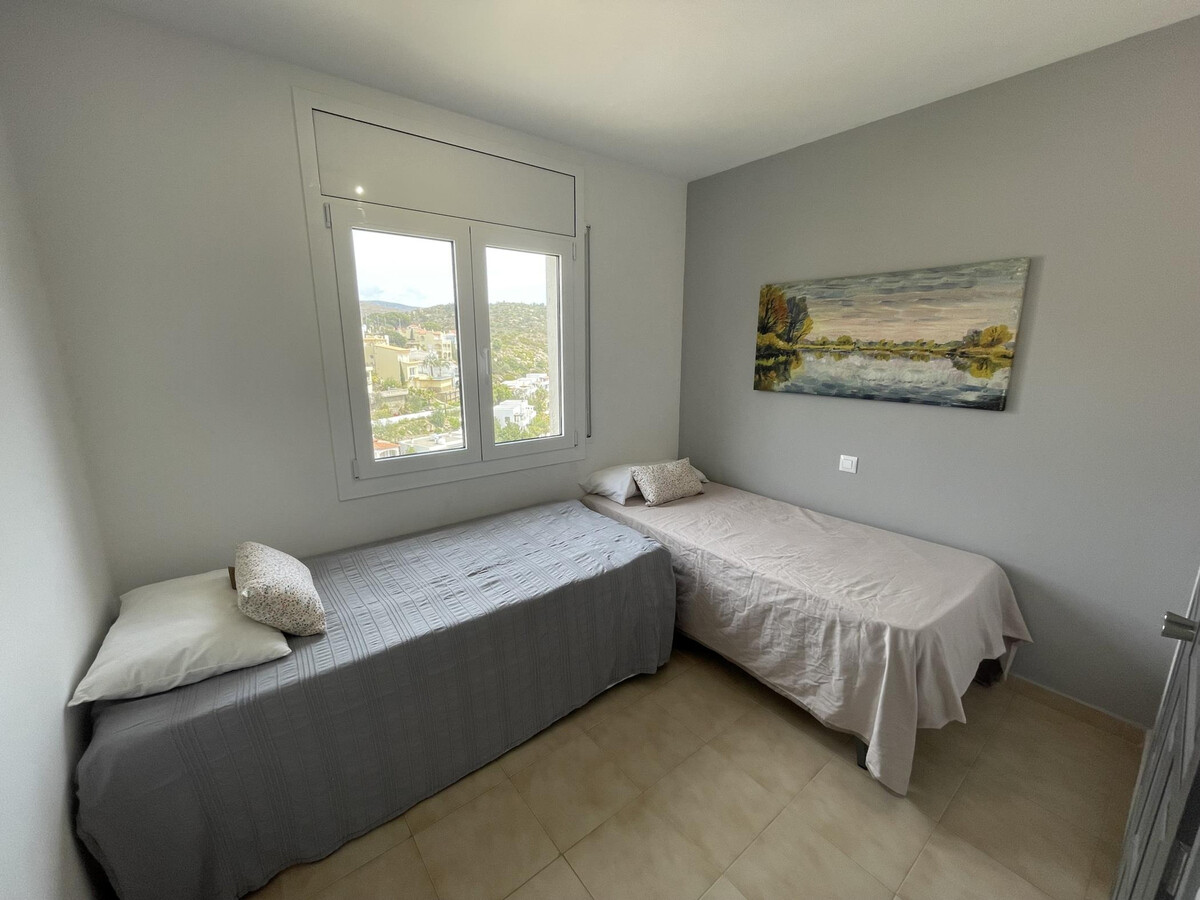 Appartement 2 chambres à Canyelles, vue sur la baie - Photo 7
