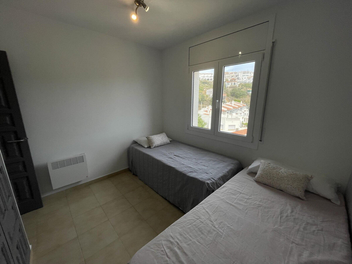 Appartement 2 chambres à Canyelles, vue sur la baie - Photo 8