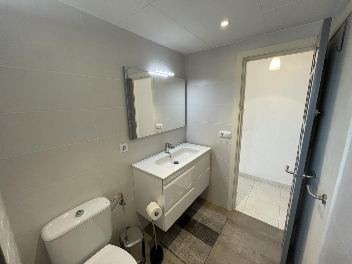 Appartement 2 chambres à Canyelles, vue sur la baie - Photo 10
