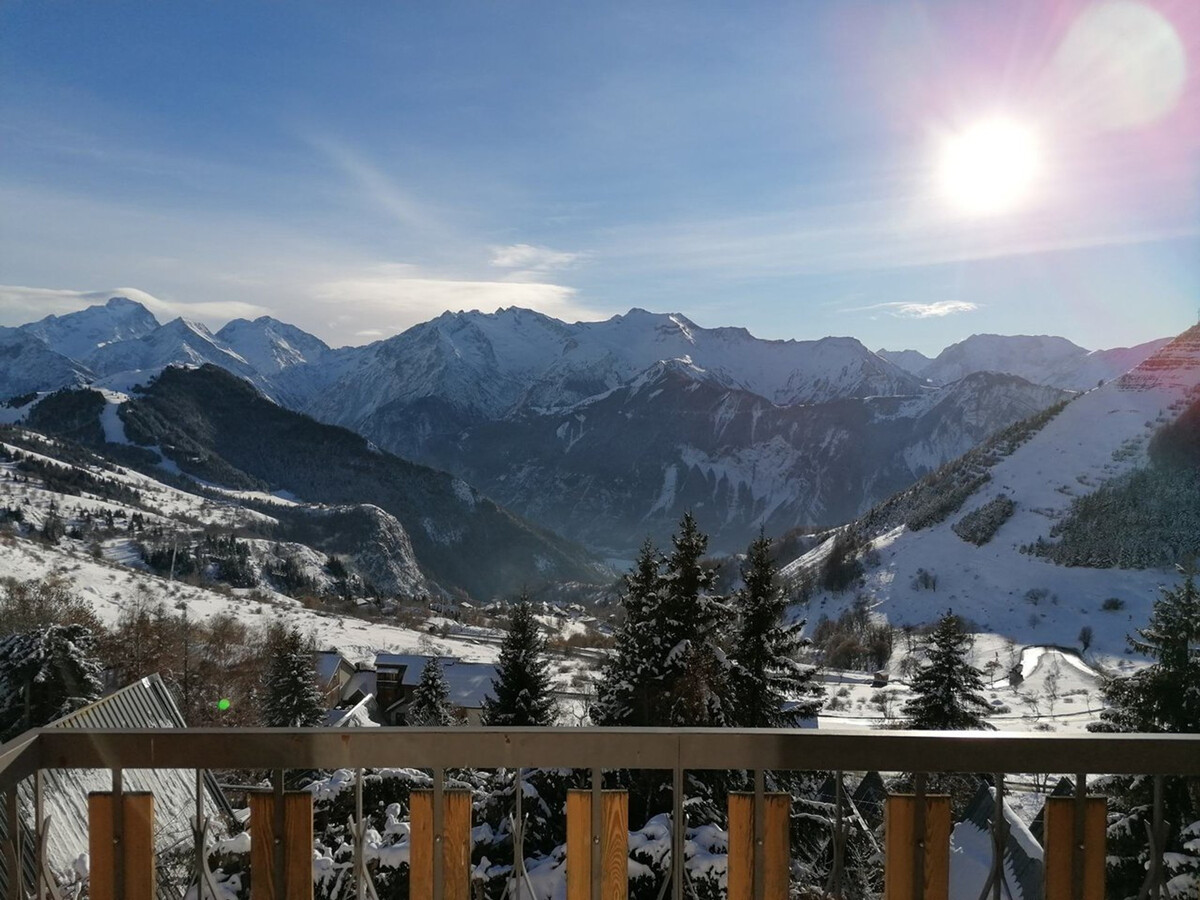 Appartement 2 pièces Alpe d'Huez, balcon Sud, animaux acceptés - Photo 2