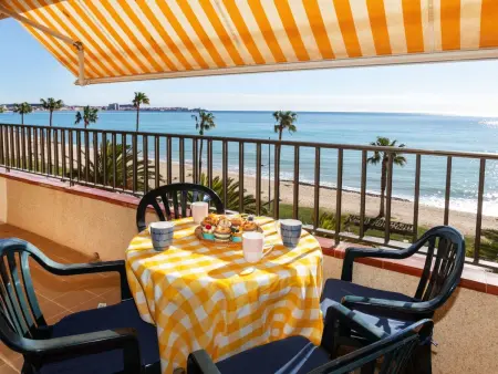 Appartement Gemma – vue mer, à 10 m de la plage : photo 3