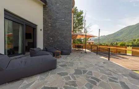 Amazing home in Rizvanusa, Location Maison 8 personnes à Gospic - Photo 2