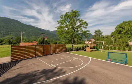 Amazing home in Rizvanusa, Location Maison 8 personnes à Gospic - Photo 13