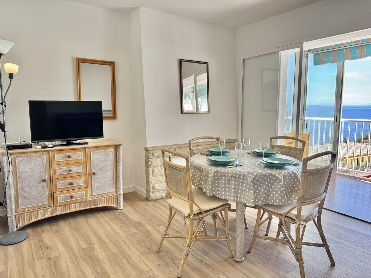 Appartement 2 ch, vue mer et piscine près du Phare à Roses - Photo 6
