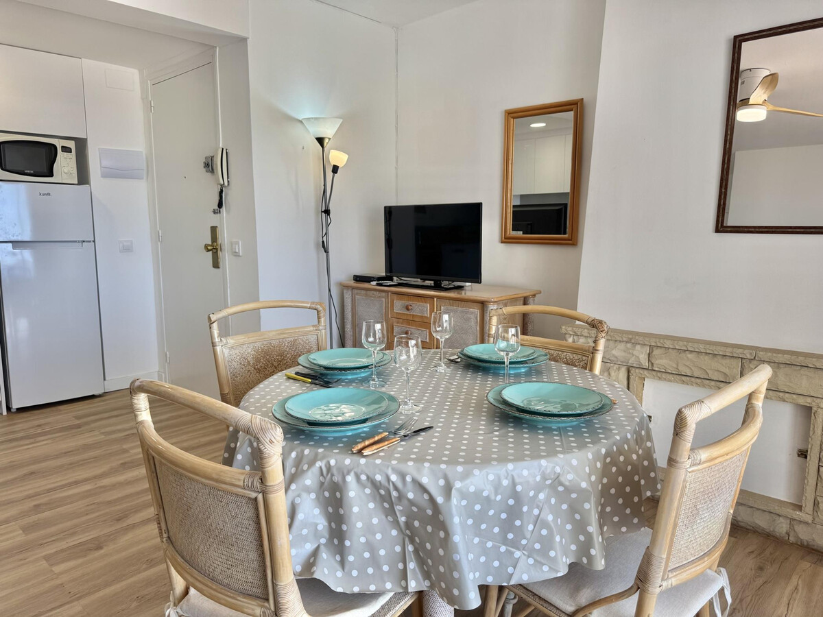Appartement 2 ch, vue mer et piscine près du Phare à Roses - Photo 8
