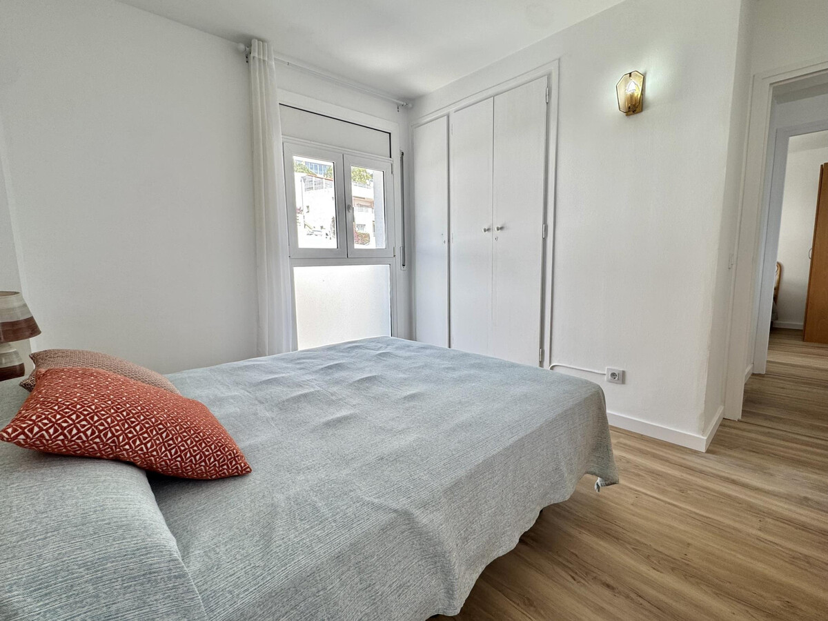 Appartement 2 ch, vue mer et piscine près du Phare à Roses - Photo 15