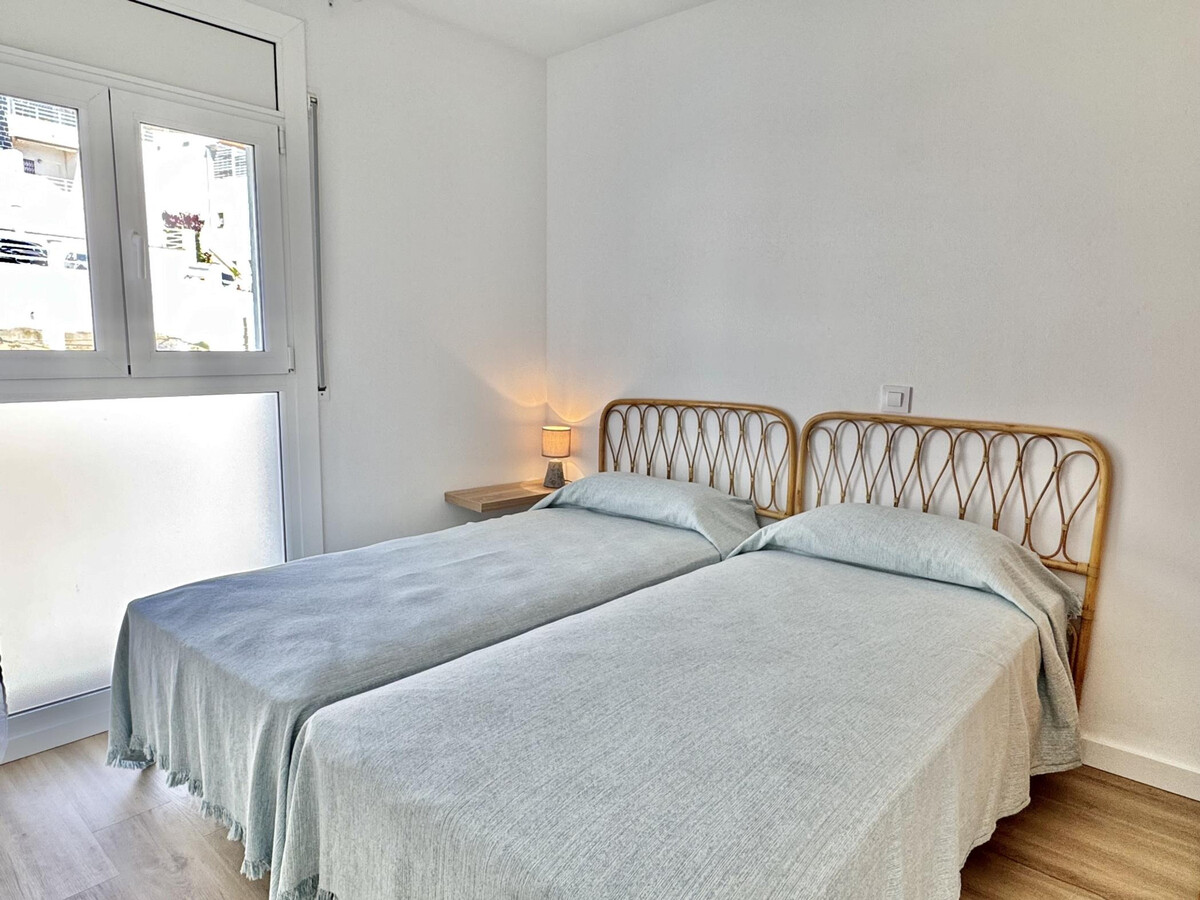 Appartement 2 ch, vue mer et piscine près du Phare à Roses - Photo 18