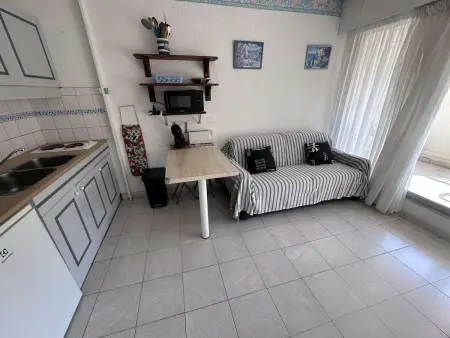 Studio 4 pers. avec piscine et parking privé, à 100 m de la plage – Port Camargue : photo 2