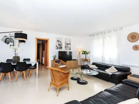 Appartement Punta Prima – vue port, à 100 m de la mer : photo 8