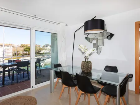 Appartement Punta Prima – vue port, à 100 m de la mer : photo 11