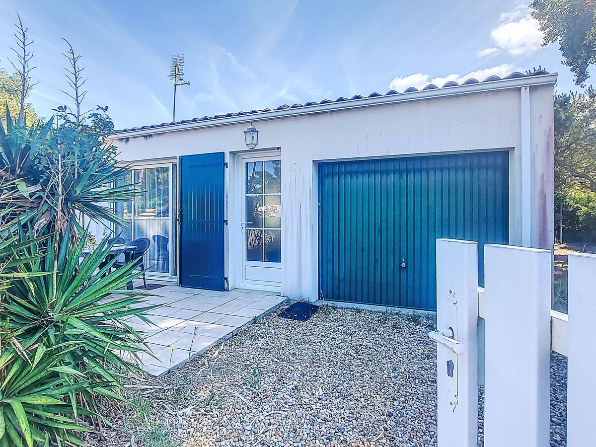 Maison Domino à l'île d'Oléron, jardin clos, 1,2 km de la plage - Photo 1