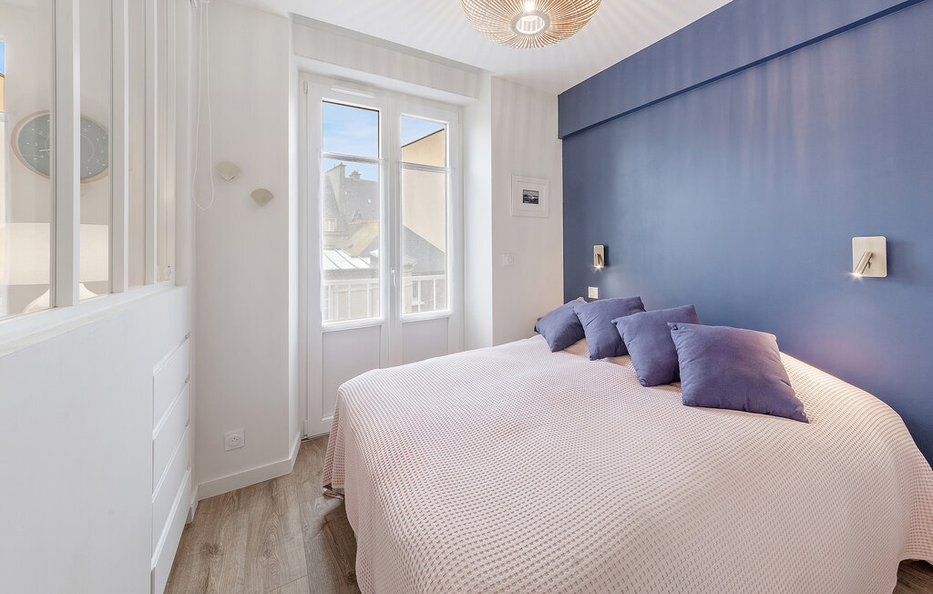Appartement lumineux en vieille ville de Saint-Malo - Photo 4