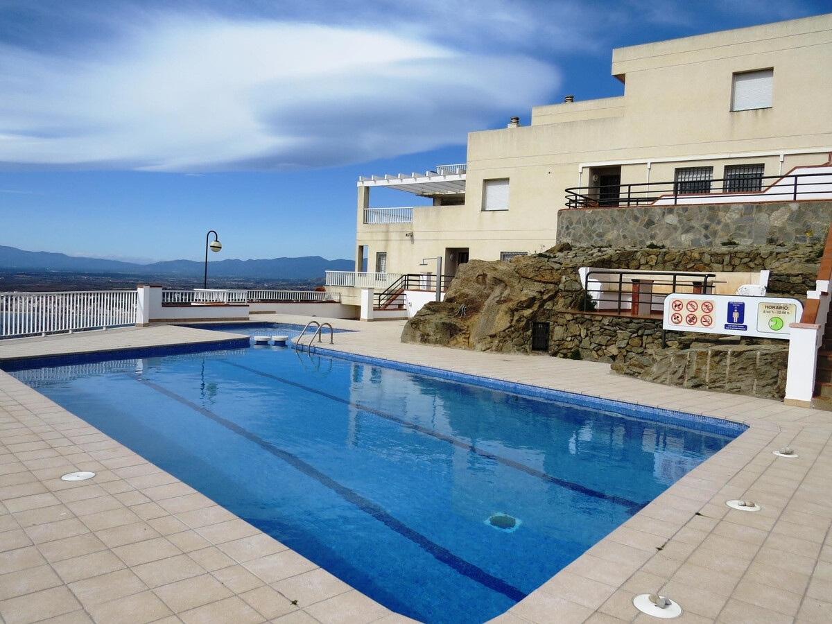 Appartement Roses, terrasse 32m² vue baie, piscine - Photo 25