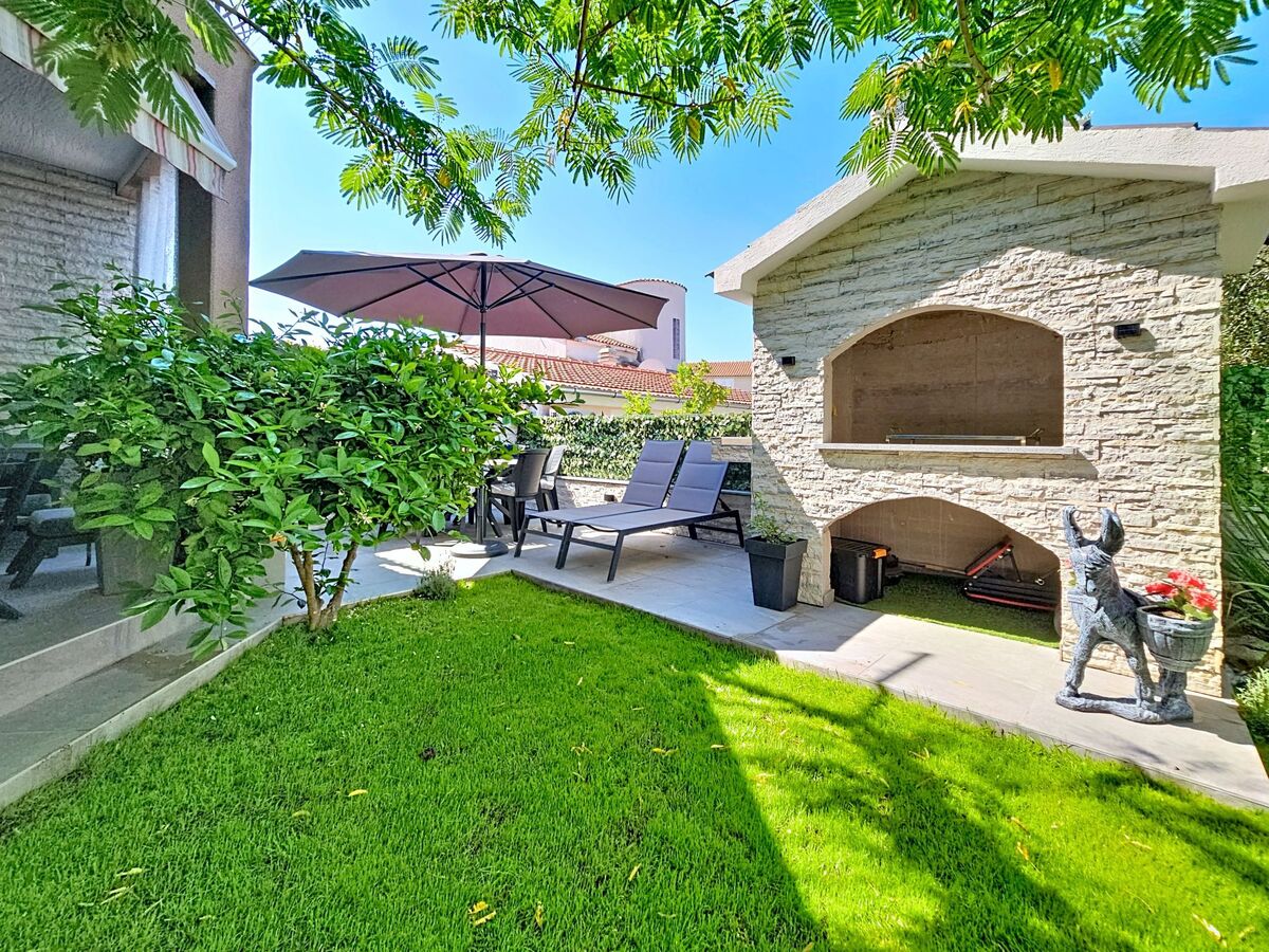 Maison Id&la à 300 m de la mer, Brodarica - Photo 14