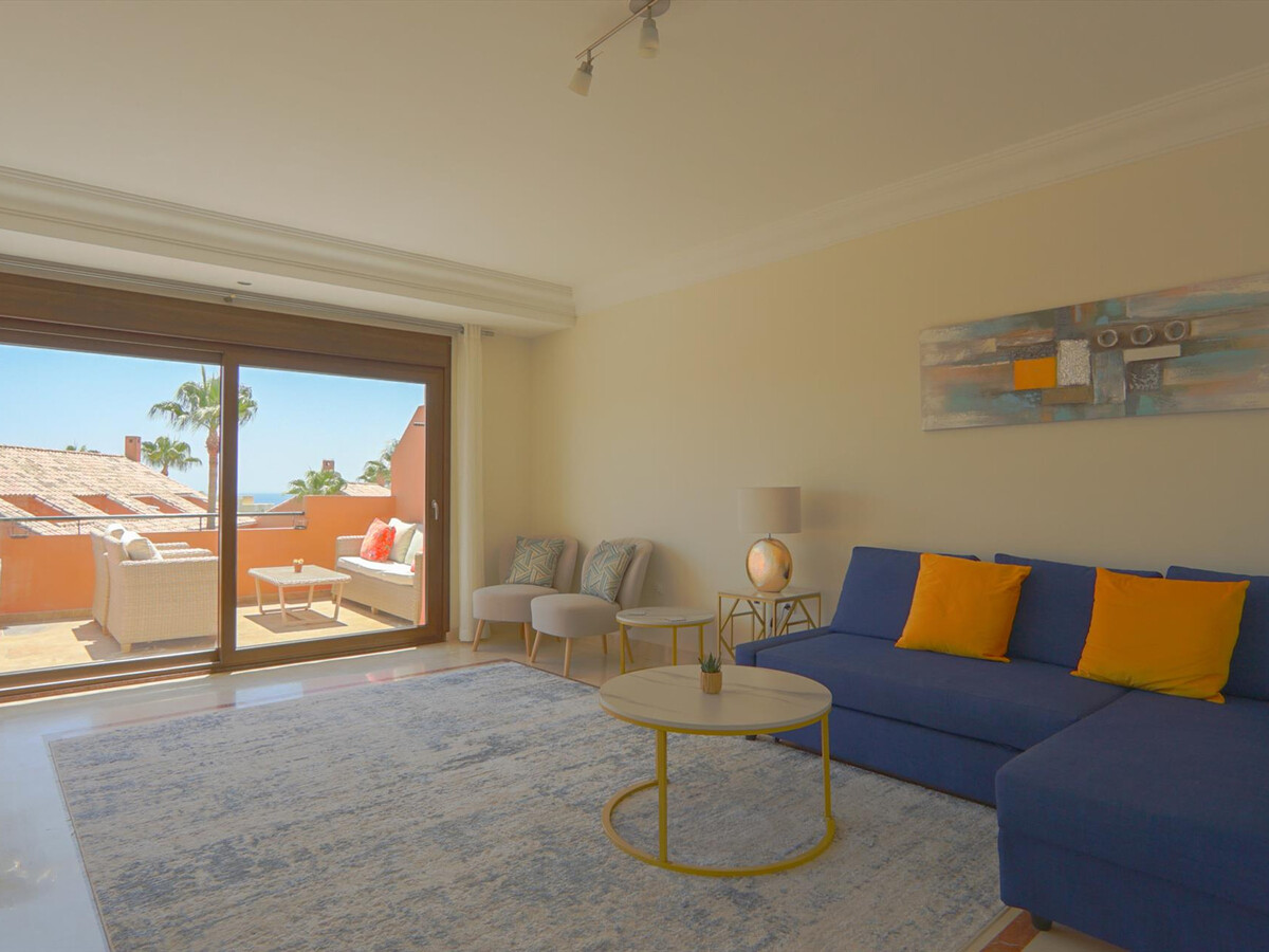 Duplex 3 chambres à Estepona, accès piscines et plage - Photo 2