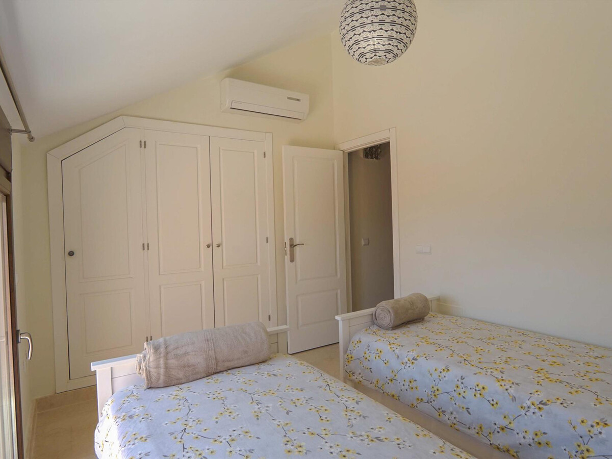 Duplex 3 chambres à Estepona, accès piscines et plage - Photo 20