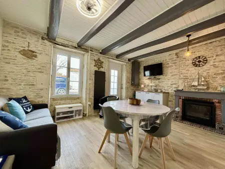 Maison rénovée 3 pièces à St-Georges-d'Oléron, WiFi, proche commerces - Photo 2