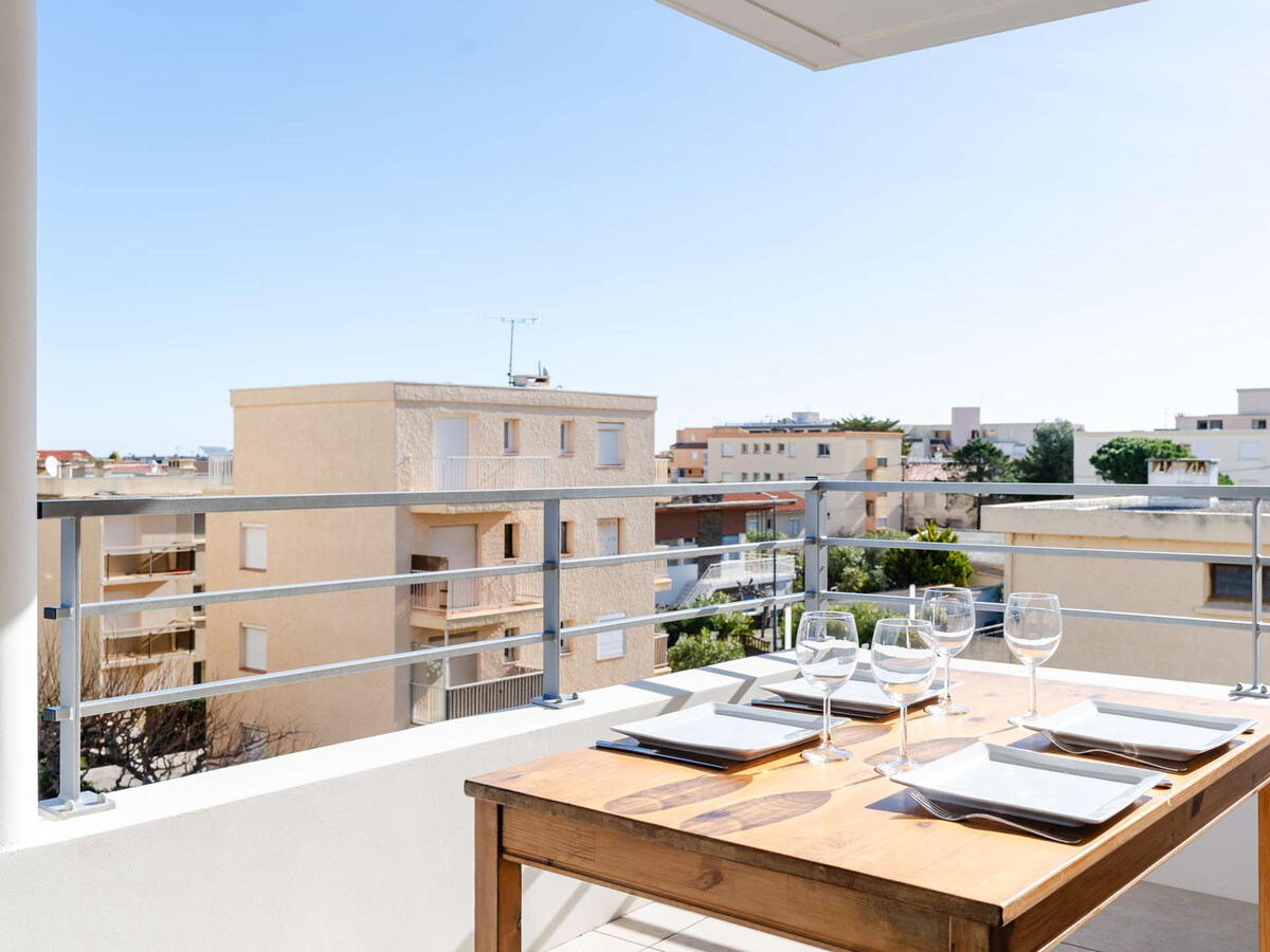 T3 climatisé 3e étage, balcon sud-est, parking - Narbonne Plage - Photo 9