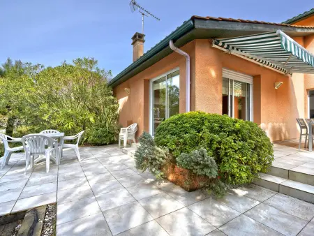 Location villa à Pyla sur Mer, Villa au Pyla-sur-Mer, au calme, proche plage, pour 8 pers. avec jardin, terrasses et tout confort