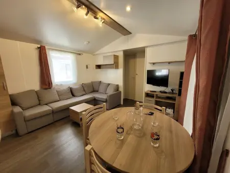 Mobil-home 35m² piscine chauffée, 1,8 km plage - Photo 2