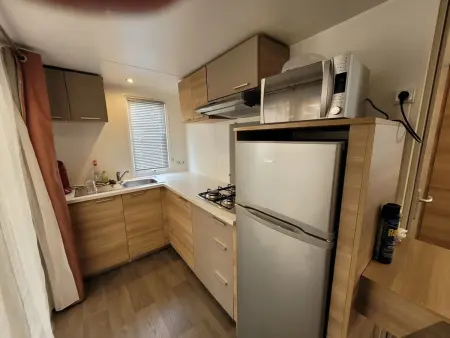 Mobil-home 35m² piscine chauffée, 1,8 km plage - Photo 5