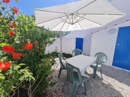 Maison 41m² piscine chauffée, 1,2 km mer - Photo 2