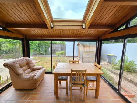 Maison 67m² 2 chambres, terrain clôturé, 2km plage - Photo 1