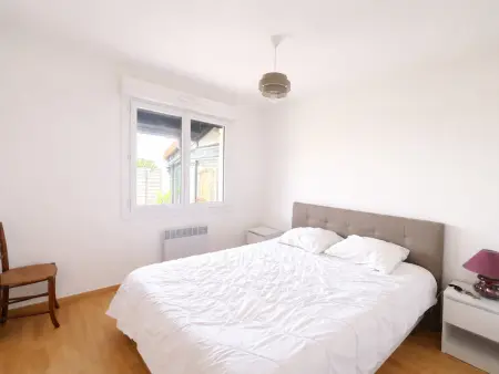 Maison 67m² 2 chambres, terrain clôturé, 2km plage - Photo 4