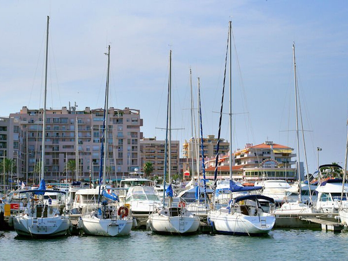T2 Saint-Cyprien, 150m plage et port, ascenseur - Photo 15