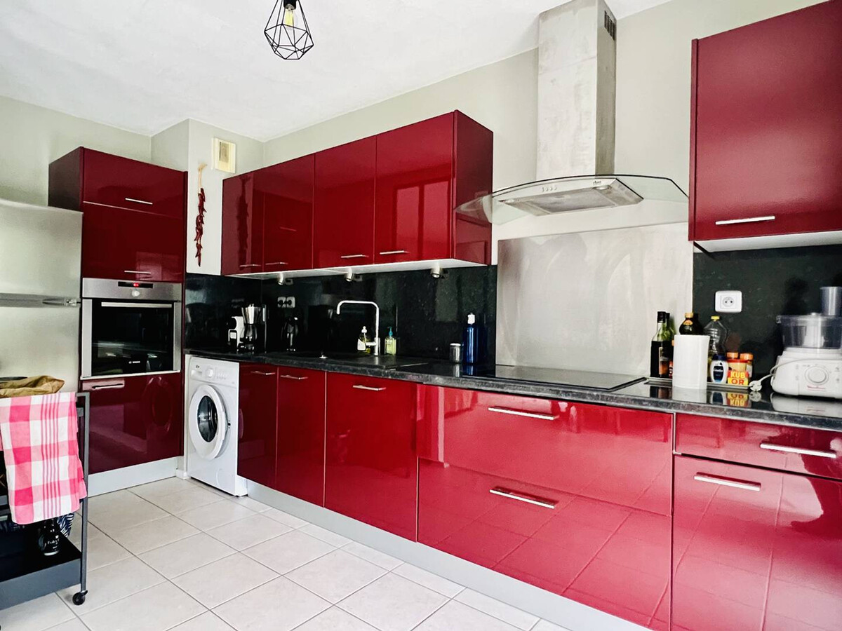 Appartement 3 pièces Cambo-les-Bains, parking et animaux - Photo 9