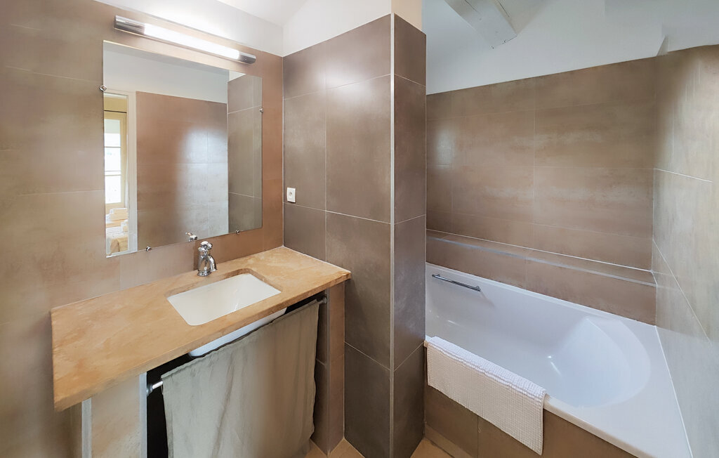 Maison pierre avec piscine privée à Saint-Laurent-de-la-Ca - Photo 23