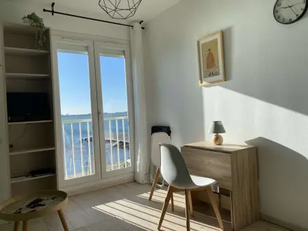 Studio climatisé avec WIFI et vue sur l'étang de Thau - Photo 4