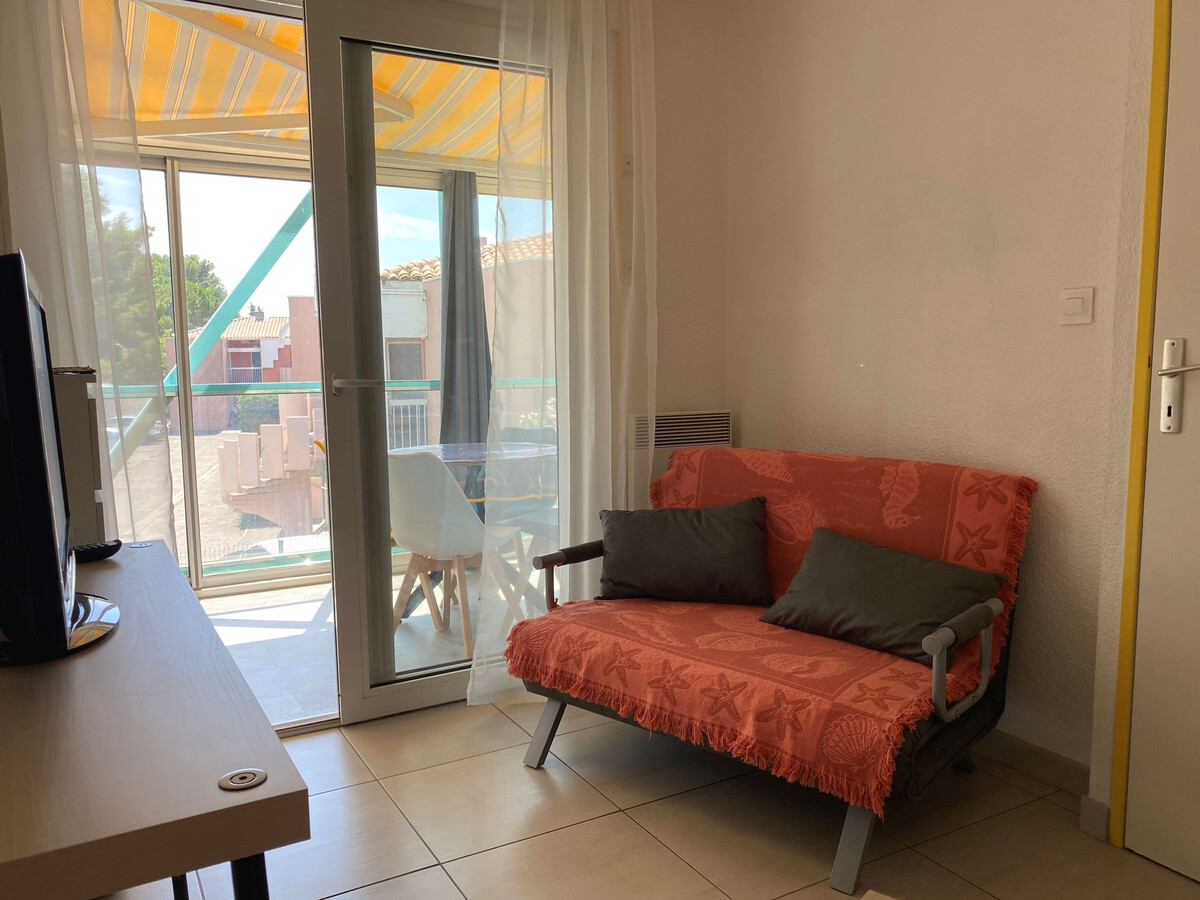 T2 climatisé avec loggia et parking à Balaruc-les-Bains - Photo 6