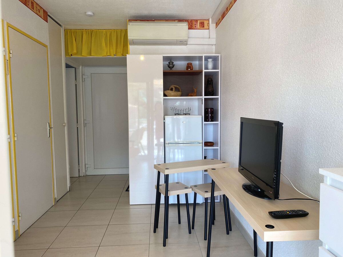 T2 climatisé avec loggia et parking à Balaruc-les-Bains - Photo 7