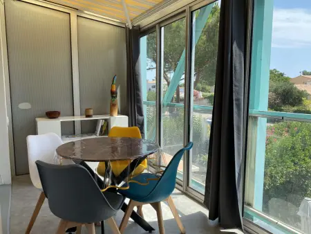 Location appartement à Balaruc les Bains, Agréable T2 climatisé avec Loggia, Parking, et Wifi à Balaruc-les-Bains