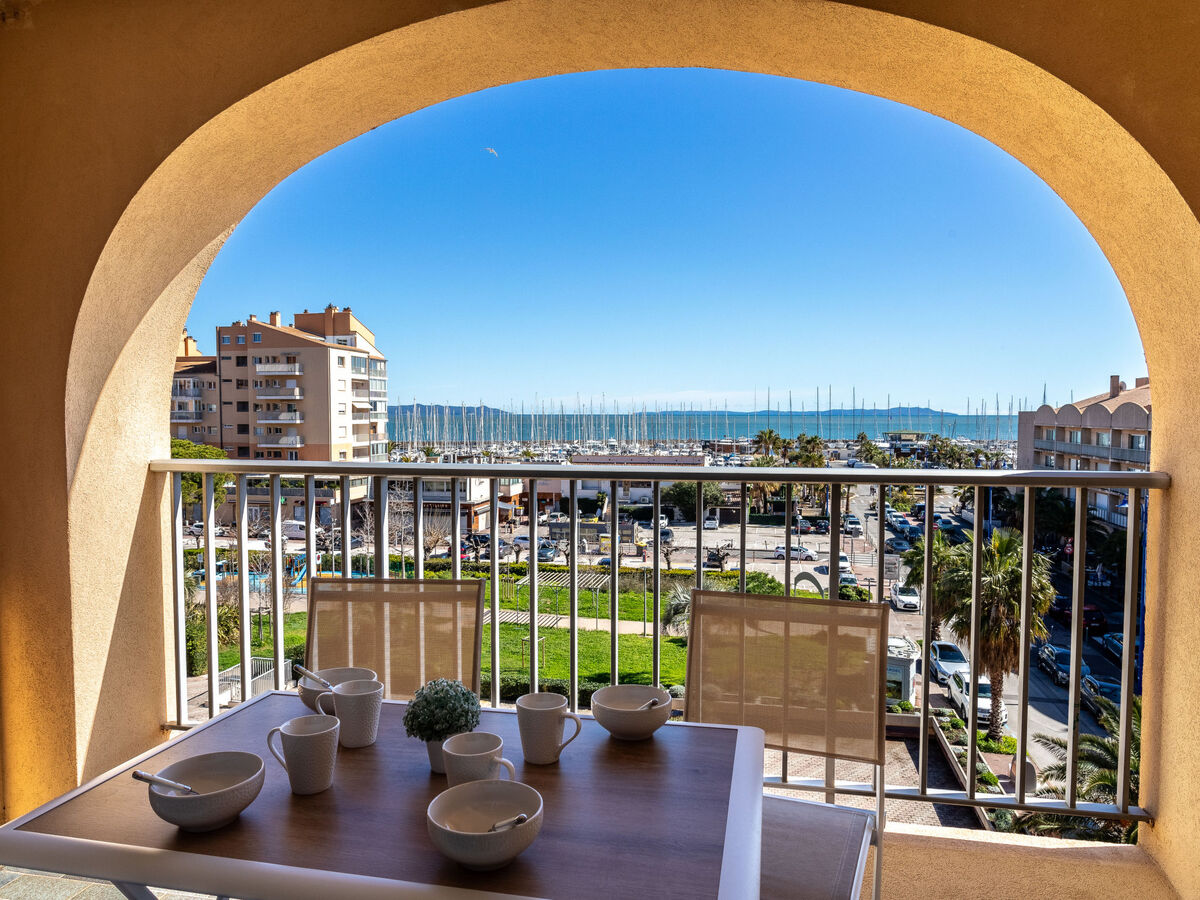 Studio vue mer et port à Hyères, à 250 m de la plage - Photo 2